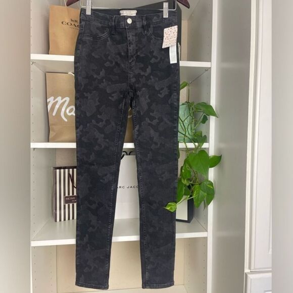 Nwt Free People Long & Lean Skinny Legging Black Camo Jeans Size 28 - Picture 1 of 12